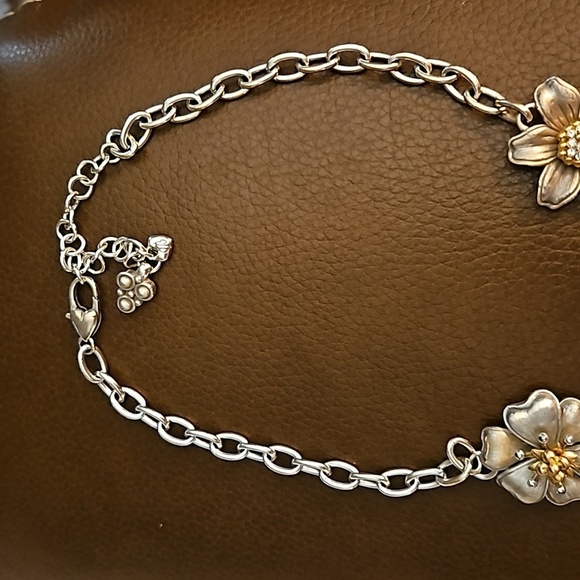 BRIGHTON Retro 1960s Garden Flower Colonial Style Two-tone Necklace - Picture 3 of 9